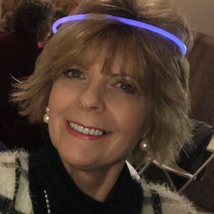 Meet your Posher, Joni